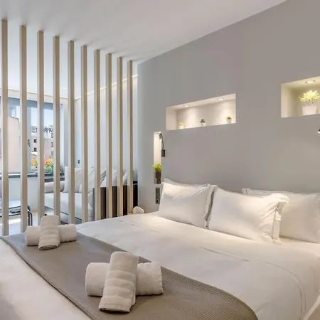 The Hostmaster Deluxe Suite Athens Exterior photo