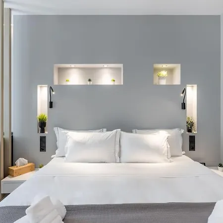 The Hostmaster Deluxe Suite Athens Exterior photo