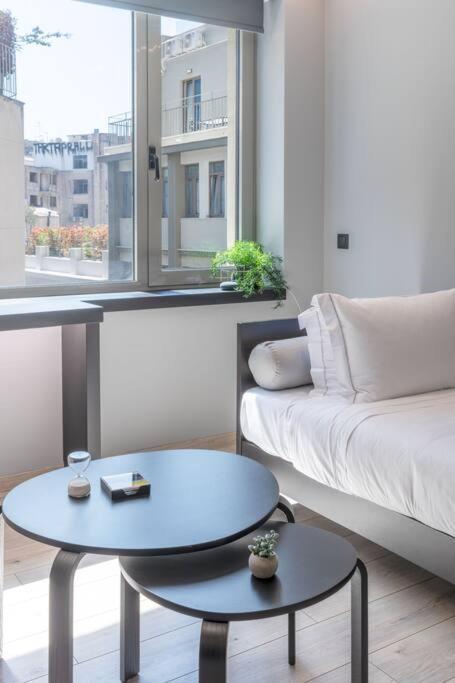 The Hostmaster Deluxe Apartment *